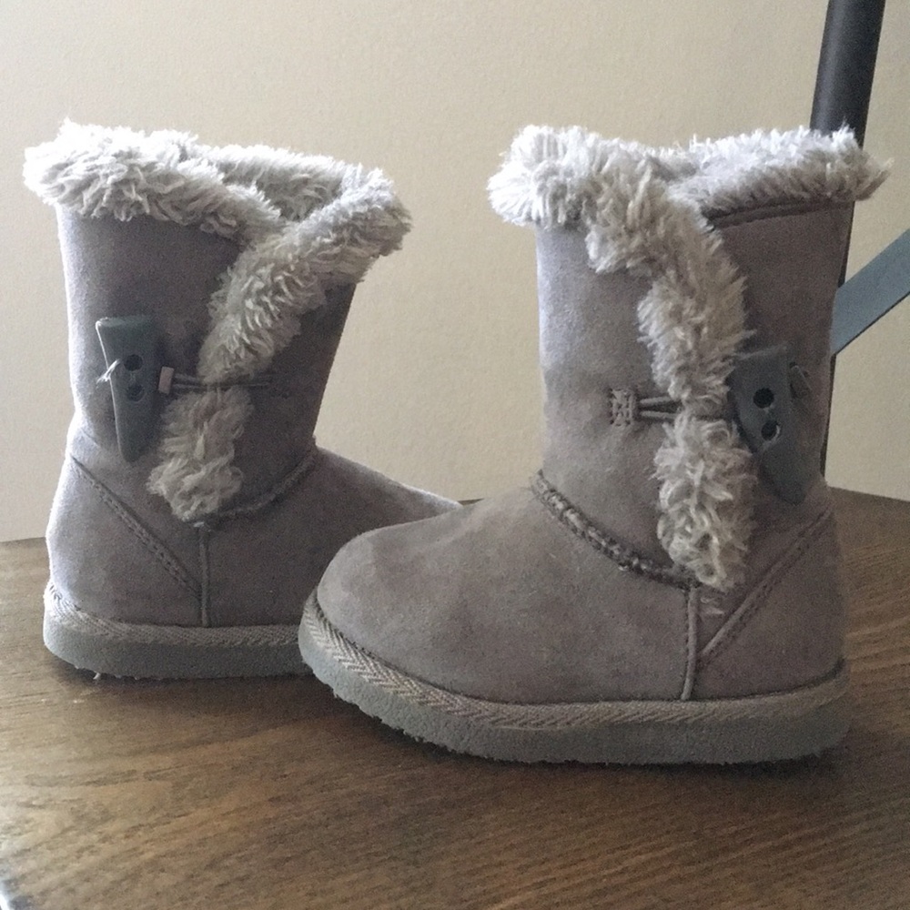 Ugg inspired toddler boots, barely worn.